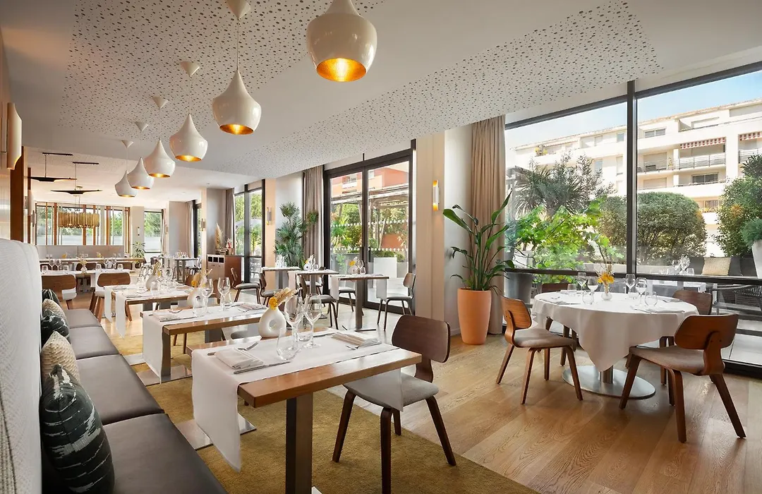 Renaissance Aix-En-Provence Hotel-1